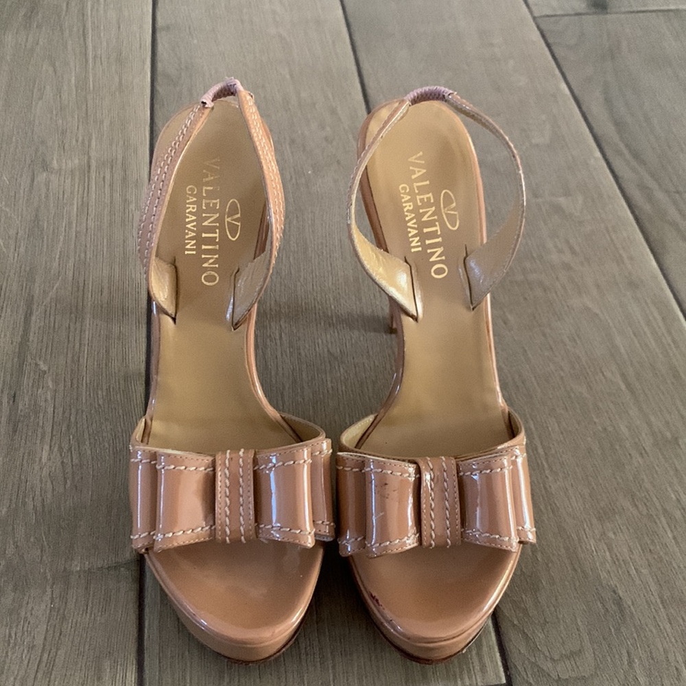 Valentino patent nude bow sling back heels